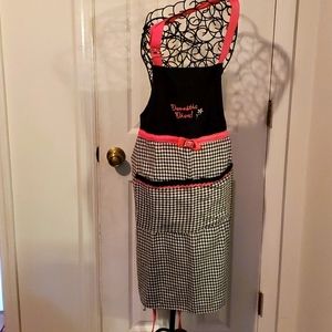(Never Used)  Cute Full Front Coverage Black & White Apron W/ Pink Accents